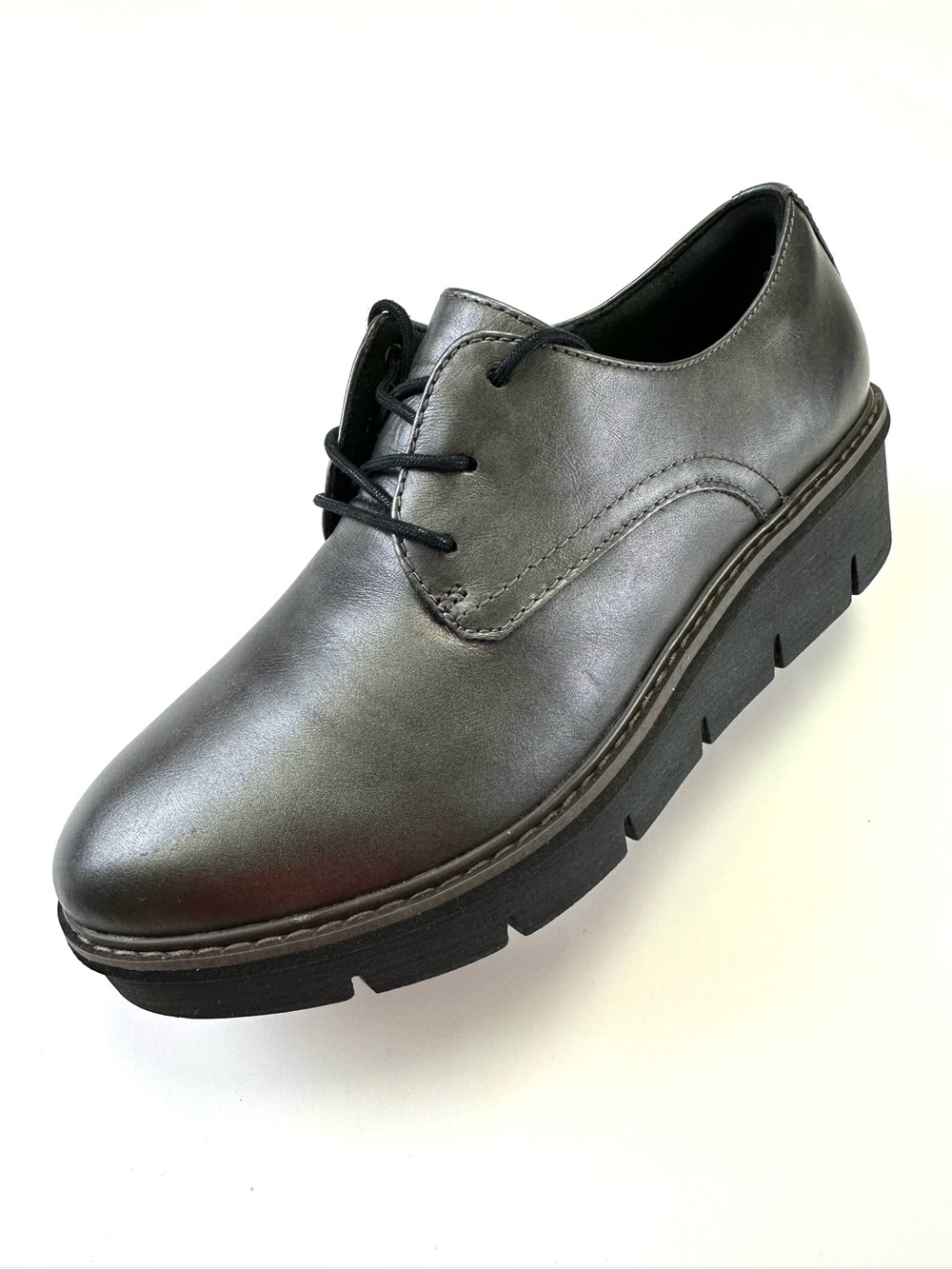 Clarks Womens Airabell Tye shoe gunmetal leather lightweight black platform sole